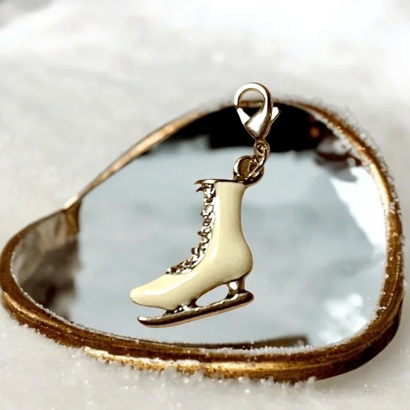 Ice Skate Enamel Lobster clasp Zipper pull, purse shoe charm - Picture 4 of 5